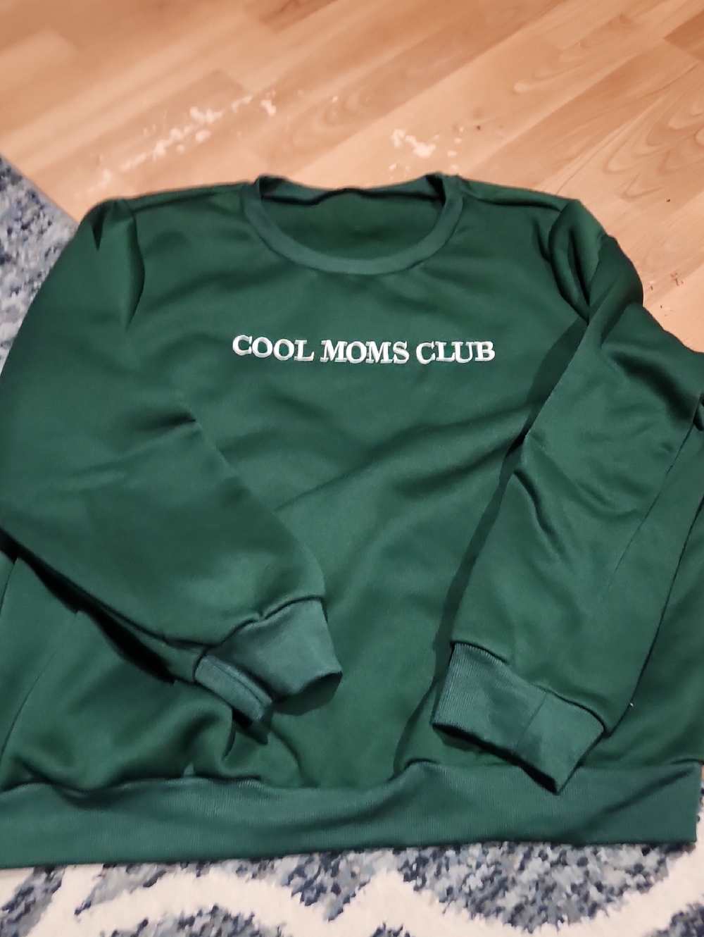 Green "COOL MOMS CLUB" Crewneck Sweatshirt